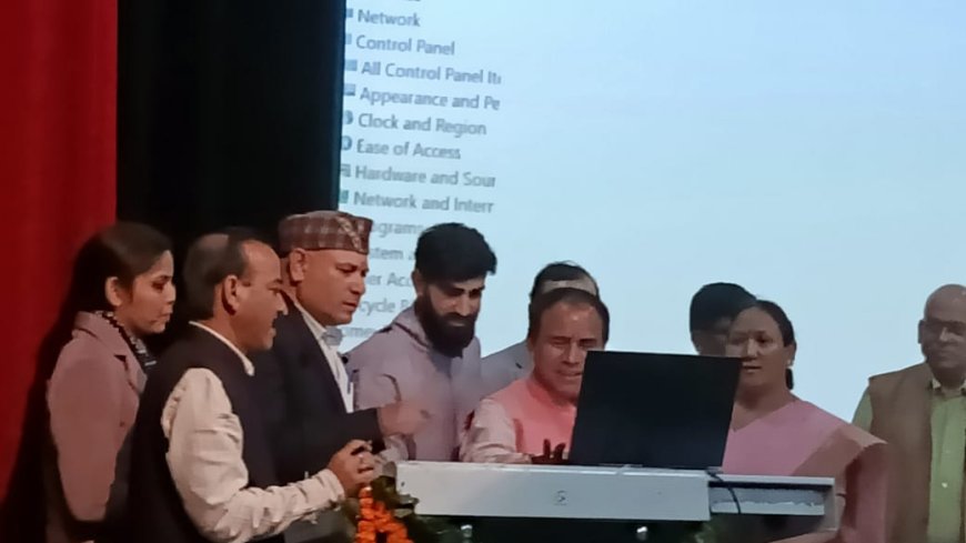 कक्षा 11 से छात्रों को स्वयं चयनित विषयों की आज़ादी