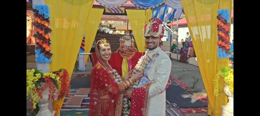 उत्तराखंड में अंतरराष्ट्रीय शादी: लंदन की मेलोडी और अक्षय ने लिए सुखद फेरे