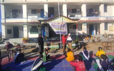 छापराधार विद्यालय में आपदा प्रबंधन प्रशिक्षण: 112 छात्र-छात्राओं ने सीखे जीवनरक्षक उपाय