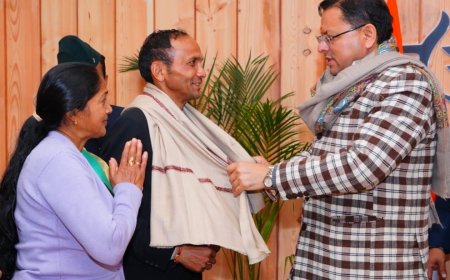 उत्तराखंड का गौरव: मुख्यमंत्री धामी ने एथलीट कलम सिंह बिष्ट को दी सम्मानित पुरस्कार