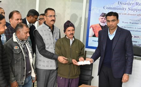 आपदा में प्रभावित 48 परिवारों को 17 लाख रुपये की सहायता, जिला प्रशासन की महत्वपूर्ण पहल