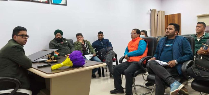 हल्द्वानी: संयुक्त निदेशक ने मीडिया से की योजनाओं पर चर्चा, जन-जन तक पहुंचेगी जानकारी