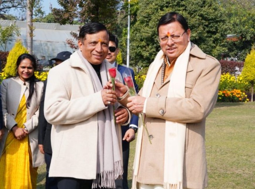 मुख्यमंत्री पुष्कर सिंह धामी को नववर्ष की बधाई, विभिन्न क्षेत्रों के लोगों ने किया स्वागत