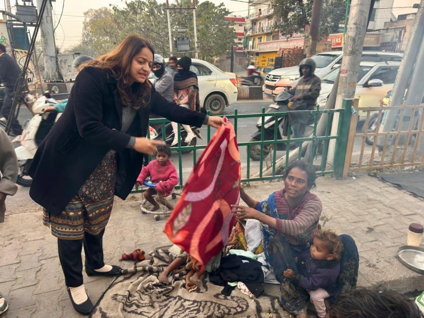 देहरादून: ठंड में बेसहारा लोगों का सहारा, जिला विधिक सेवा प्राधिकरण की कंबल वितरण मुहिम