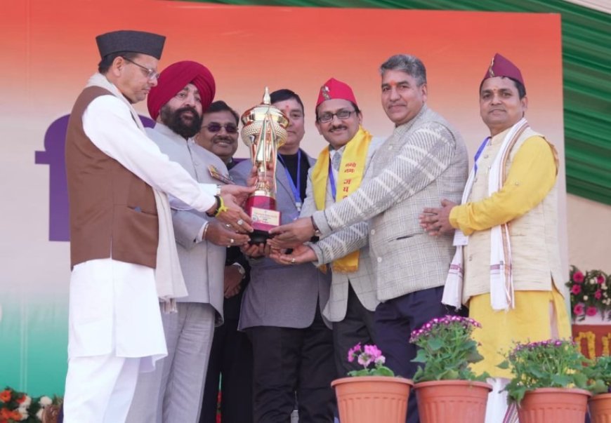 उत्तराखंड संस्कृत अकादमी की झांकी को मिला द्वितीय स्थान, सांस्कृतिक धरोहर का हुआ प्रदर्शन