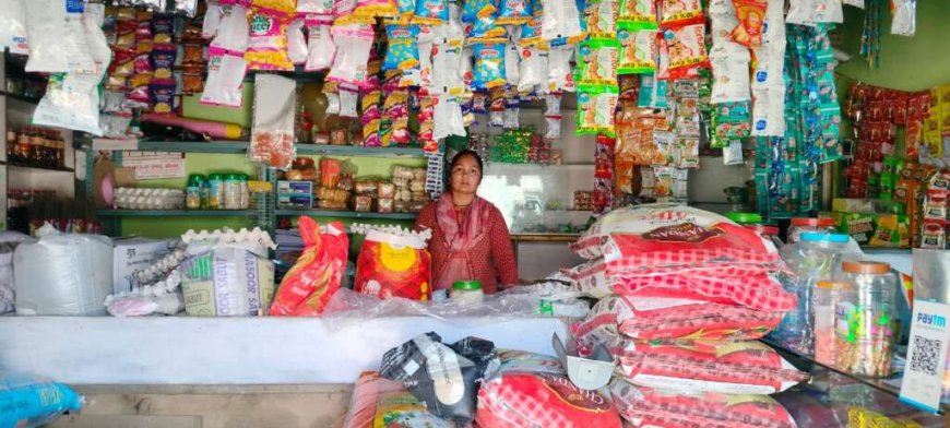 थल्ली की साधना रावत ने ग्रामोत्थान परियोजना से पाई आत्मनिर्भरता की नई पहचान