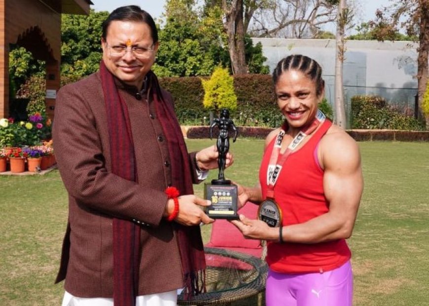 मुख्यमंत्री धामी का प्रतिभा थपलियाल को सम्मान: महिला सशक्तिकरण की नई मिसाल