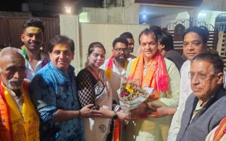 डॉ. प्रेमचंद अग्रवाल ने होली के पावन पर्व पर क्षेत्रवासियों को दी शुभकामनाएं