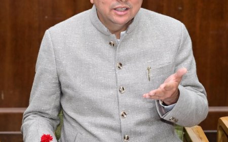 उत्तराखंड का 1.11 लाख करोड़ का बजट: मुख्यमंत्री धामी ने विकास और संतुलन की दिशा में उठाया बड़ा कदम
