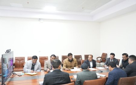 प्रदेश में घरेलू गैस सिलेंडर की उपलब्धता बरकरार, अफवाहों पर sख्त कार्रवाई के दिए निर्देश - आनंद बर्द्धन की समीक्षा बैठक