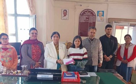 प्रियंका आर्या: भूविज्ञान की छात्रा ने IIT-JAM परीक्षा में हासिल की सफलता, नई टिहरी कॉलेज में सम्मानित
