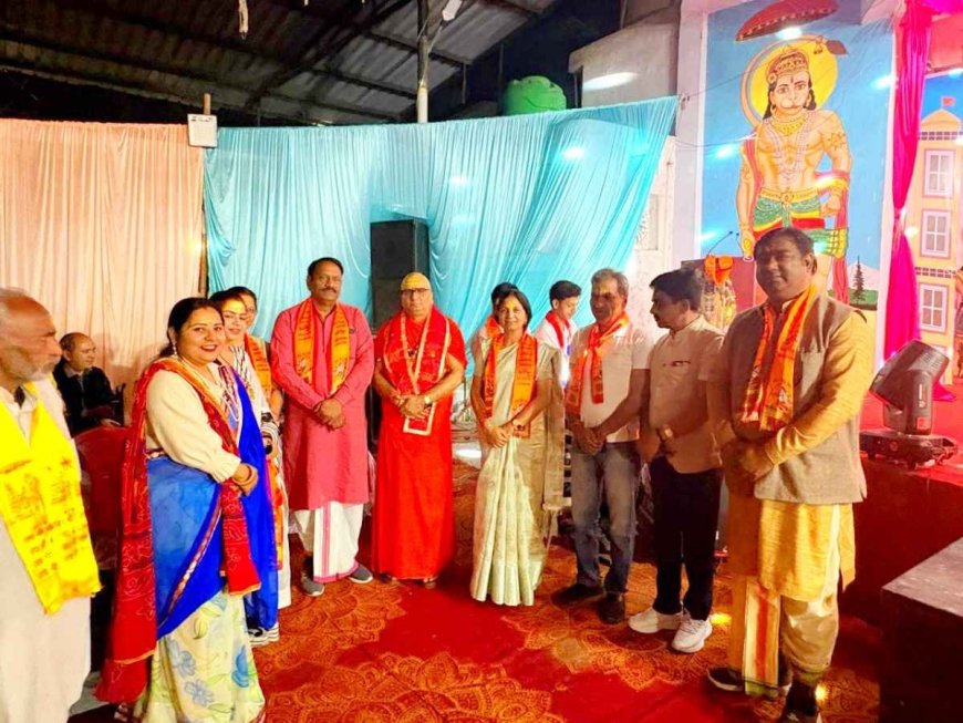 ऋषिकेश के रामलीला मैदान में स्वामी रसिक महाराज के मुख्यमंत्रित्व में भव्य होली मिलन समारोह आयोजित