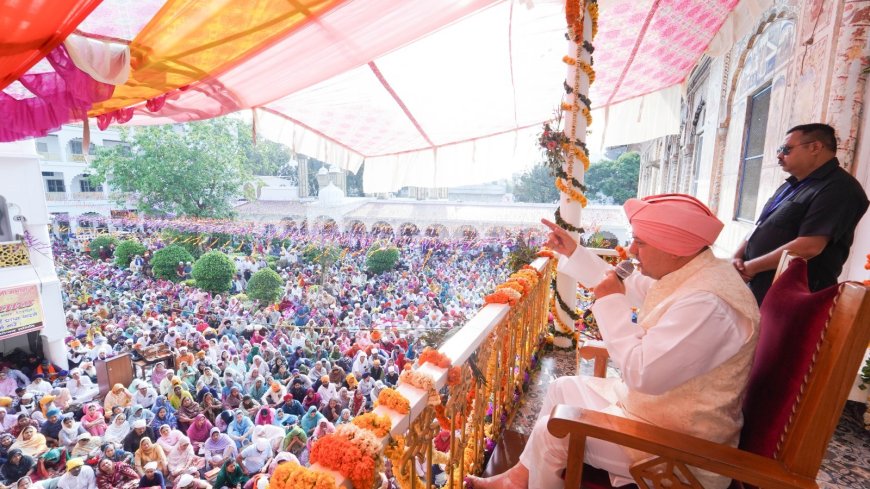 श्री दरबार साहिब और श्री झण्डा साहिब में भक्तों का उत्सव: दर्शन और मनौतियों की अनूठी परंपरा