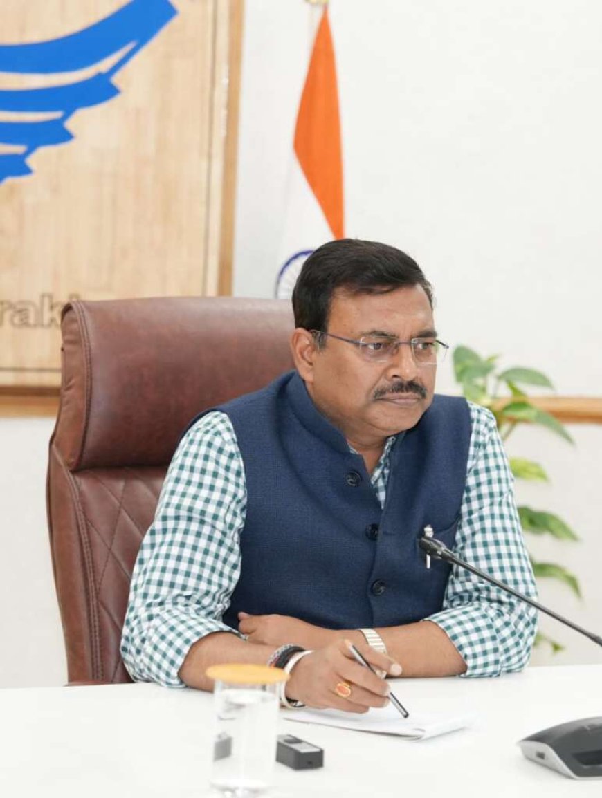 देहरादून में एलपीजी गैस आपूर्ति की समीक्षा: मुख्य सचिव ने अधिकारियों को दिए महत्वपूर्ण निर्देश