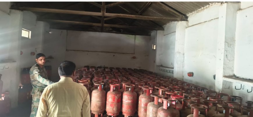 देहरादून में गैस कालाबाजारी: तीन लोग जेल भेजे गए, पांच मुकदमे दर्ज