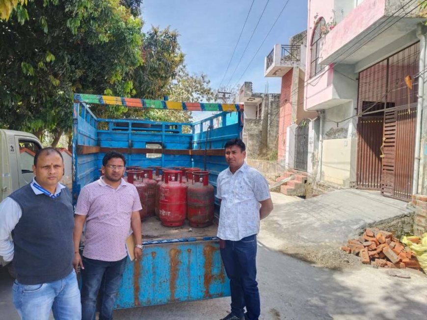 उत्तराखंड में गैस सिलेंडर में कम गैस मिली, दो गैस वाहन चालकों के खिलाफ दर्ज हुआ मामला
