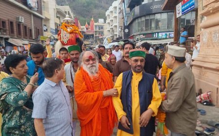 हरिद्वार में धूमधाम से मनाई गई 27वीं बाबा विश्वनाथ–माँ जगदीशिला डोली रथ यात्रा