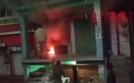 टिहरी गढ़वाल: शॉर्ट सर्किट से लगी आग, पुलिस की सूझबूझ से बचा बड़ा हादसा