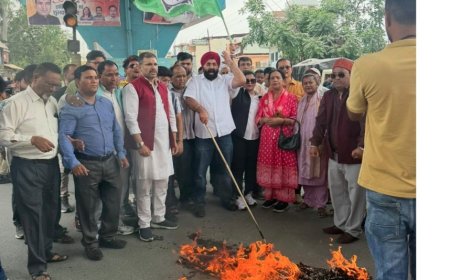 चंपावत गैंगरेप प्रकरण: महिलाओं की सुरक्षा के लिए विपक्ष और संगठनों का प्रदर्शन