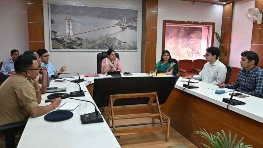 टिहरी गढ़वाल: अवैध शस्त्र निगरानी समिति की महत्वपूर्ण बैठक आयोजित