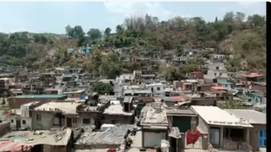 काठ बंगला बस्ती का मुद्दा: निगम की शपथ पत्र पर सबकी नज़रें