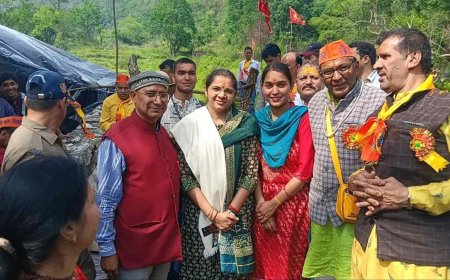 जिलाधिकारी का दौरा: जन्दरवाली और जमोलना में ग्रामीणों की समस्याओं का समाधान