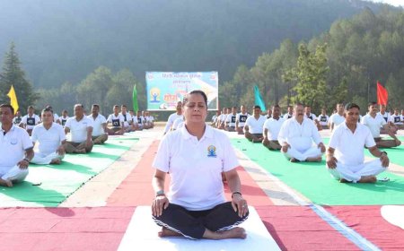 रिजर्व पुलिस लाइन चंबा में एसएसपी श्वेता चौबे के नेतृत्व में हुआ 12वां अंतर्राष्ट्रीय योग दिवस