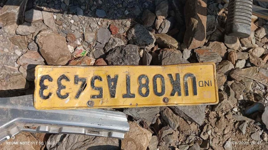 देवप्रयाग में इनोवा वाहन नदी में गिरा: SDRF का सक्रिय रेस्क्यू अभियान; दो शव बरामद, एक घायल अस्पताल में भर्ती