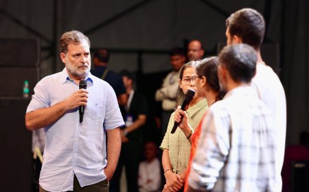 राहुल गांधी ने 'छात्रों की गूंज' से देहरादून में भरी हुंकार